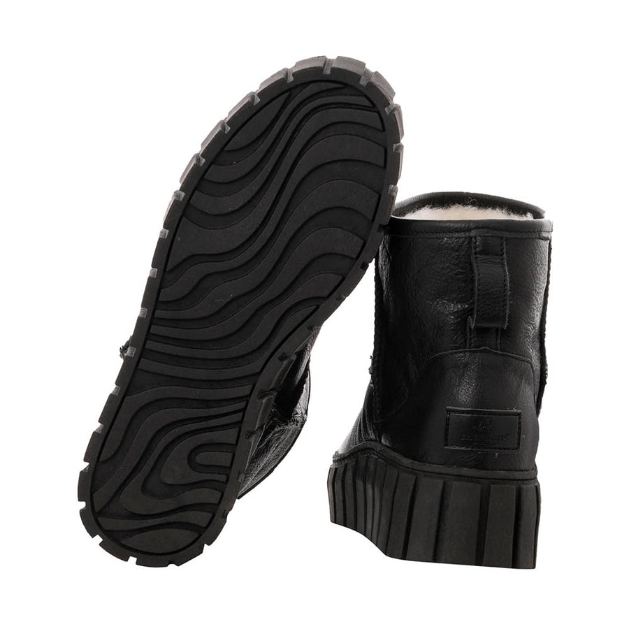 Alexa Black Crinkly Leather Water Resistant